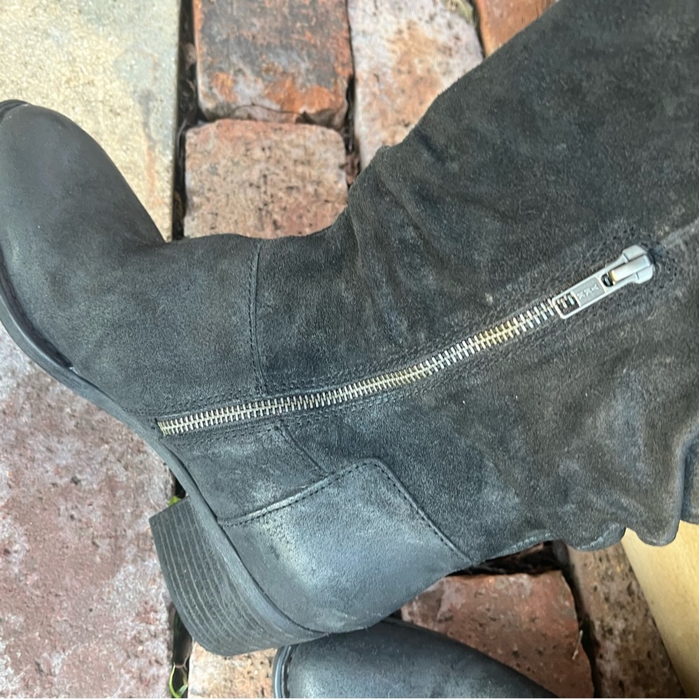 Born Sz 10 black leather boots NWOT